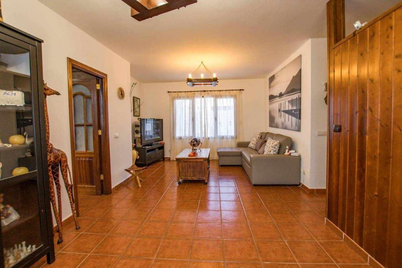 Villa Palacios Herrero Tahiche Exterior photo